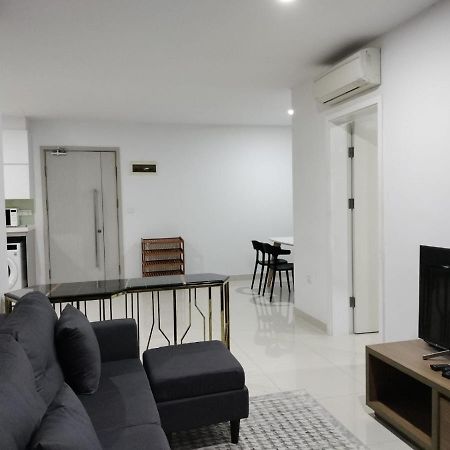 The Bridge Residence Phnom Penh Extérieur photo
