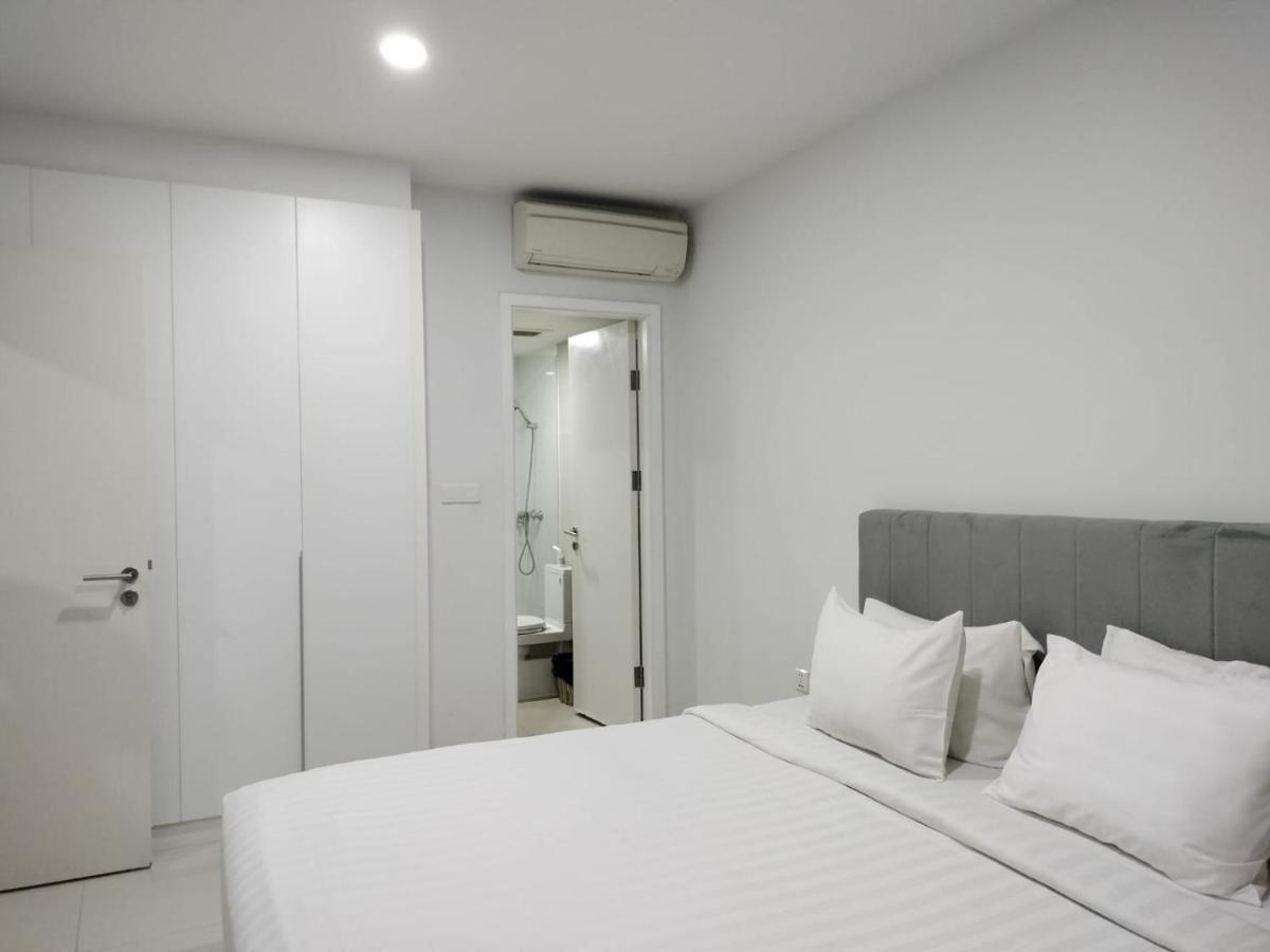 The Bridge Residence Phnom Penh Extérieur photo